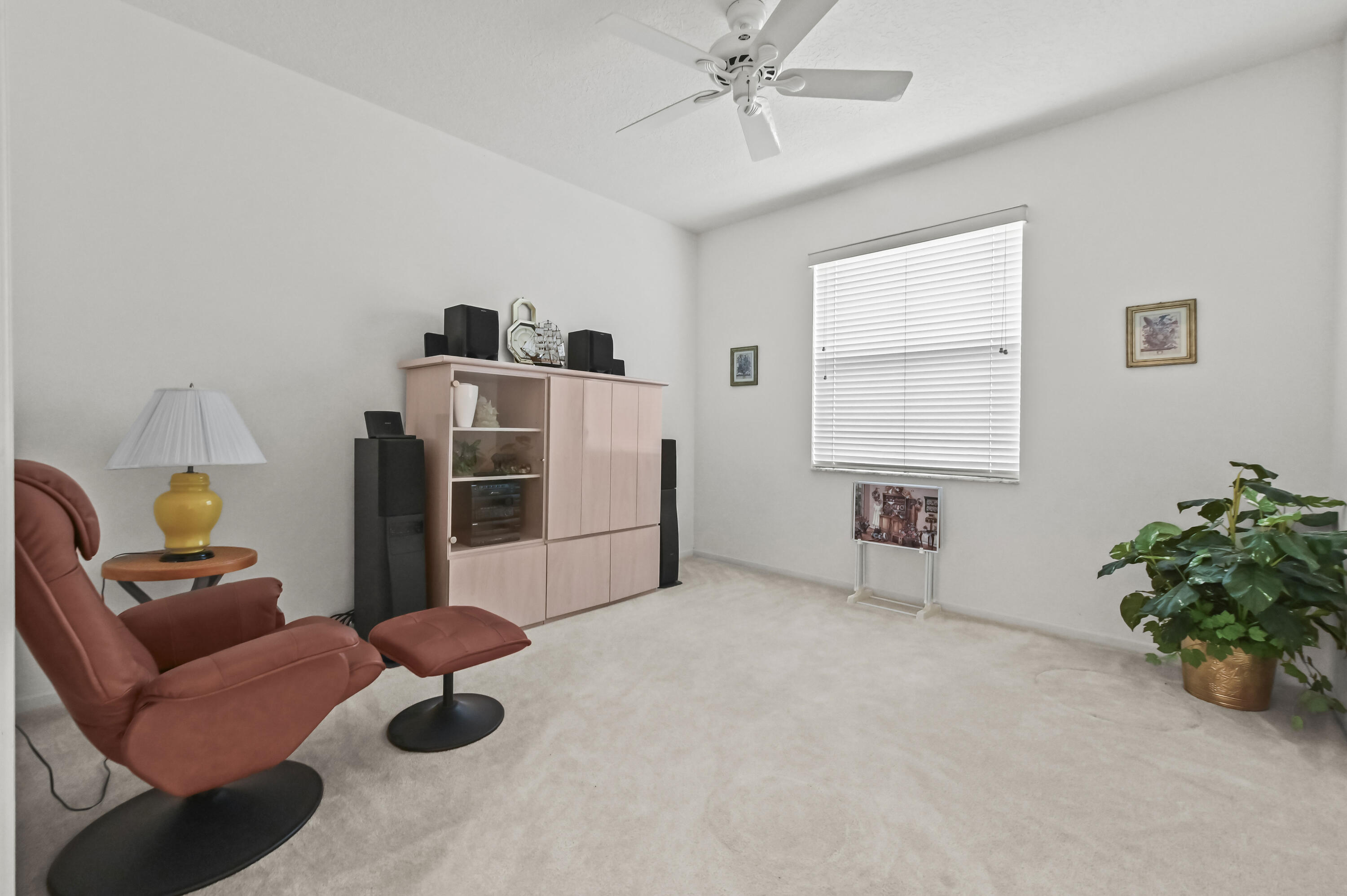 12697 Maypan Drive Boca Raton, FL 33428 - Photo 19 of 32 14 Den 01