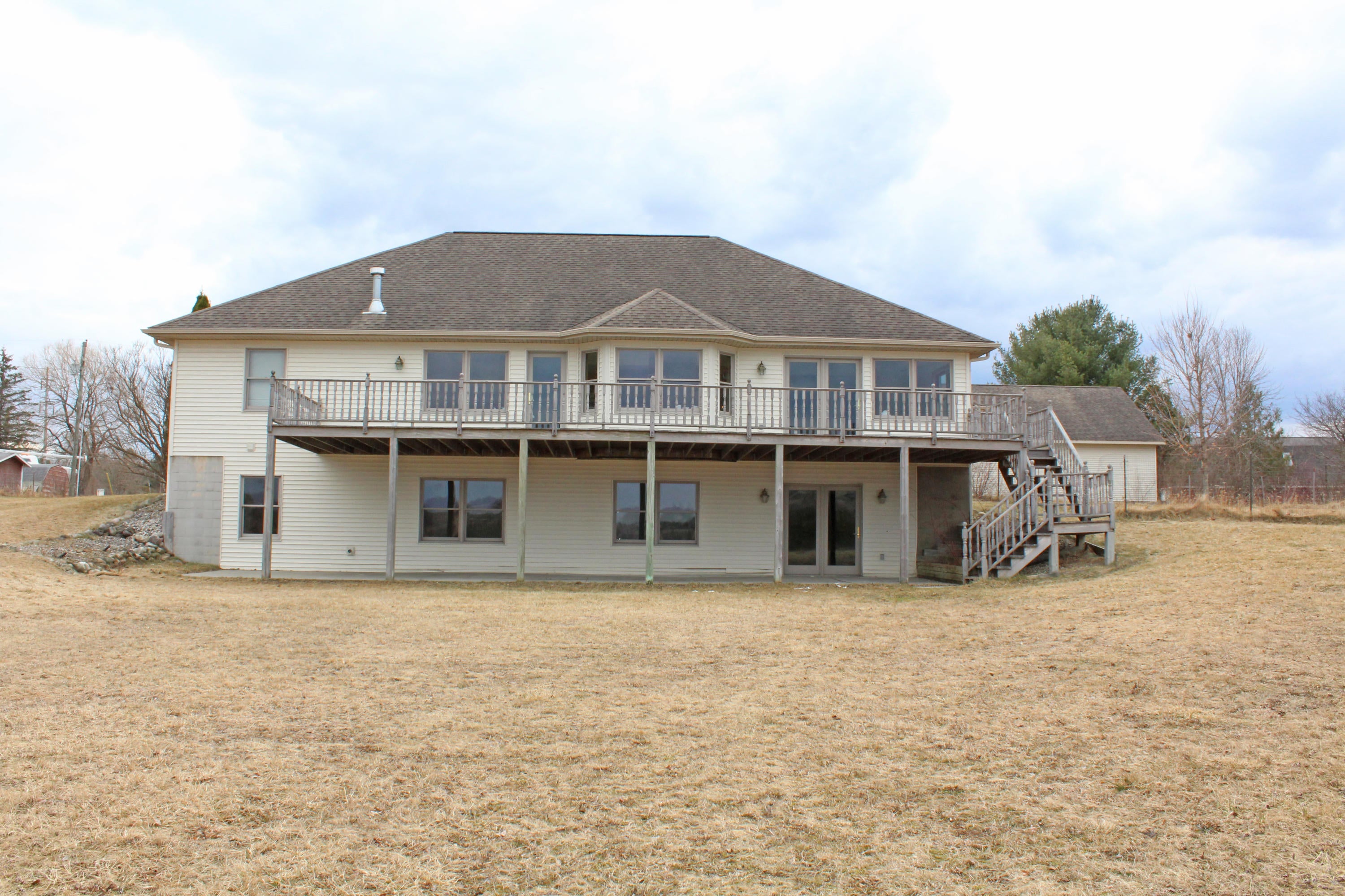 4275 Orchard Beach Road Cheboygan, MI 49721 - Photo 3 of 41 Gallery Image 3