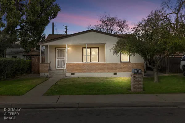 $615,000 | 512 North Palm Street, Turlock, CA 95380
