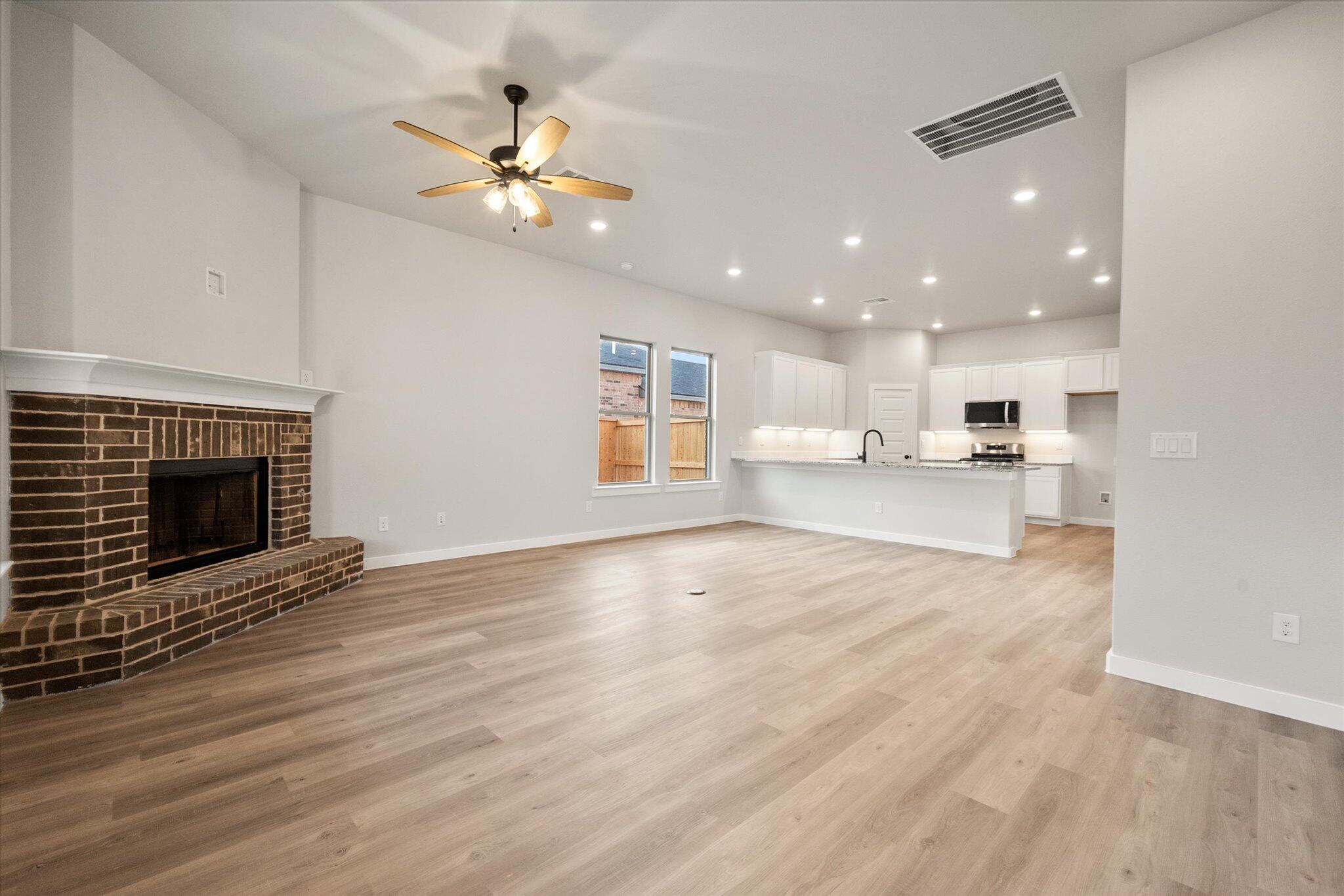 6815 54th Street Lubbock, TX 79407 - Photo 10 of 21 07-6815 54th_7107