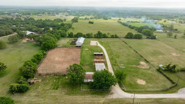 $999,000 | 1450 Lincoln Drive, Stephenville, TX 76401