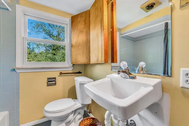 $699,000 | 10 Shanks Pond Road, Falmouth, MA 02540