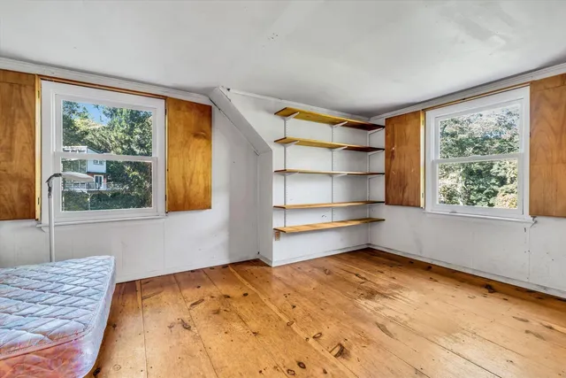 $699,000 | 10 Shanks Pond Road, Falmouth, MA 02540