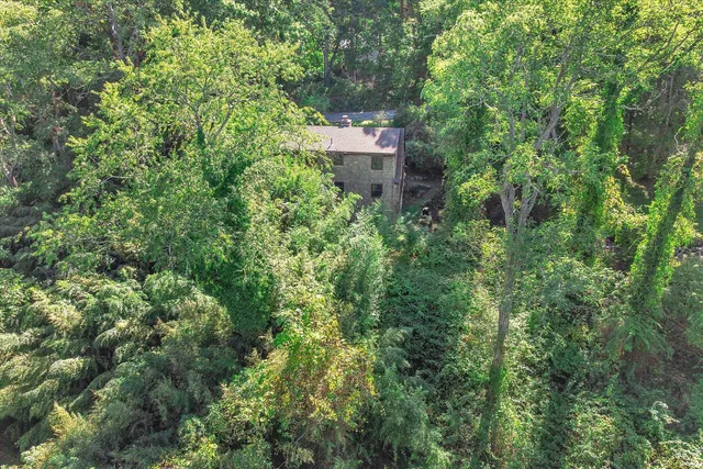 $699,000 | 10 Shanks Pond Road, Falmouth, MA 02540