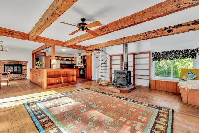 $699,000 | 10 Shanks Pond Road, Falmouth, MA 02540