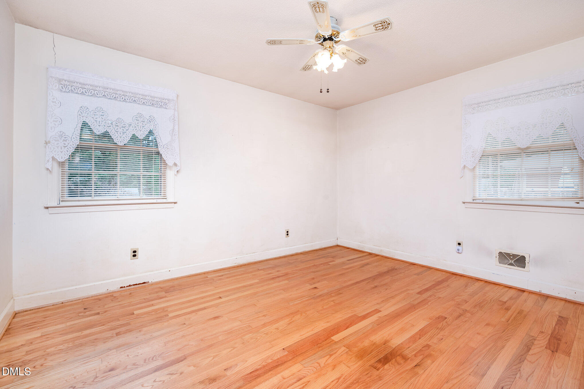 3845 Marsh Creek Road Raleigh, NC 27604 - Photo 15 of 24 Secondary Bedroom 1