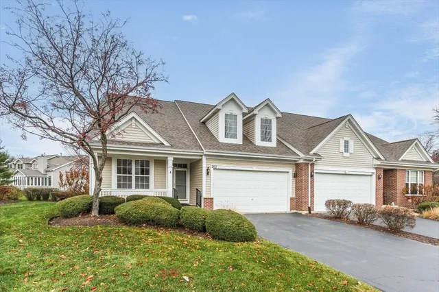 $379,900 | 202 Braeburn Circle, Sugar Grove, IL 60554