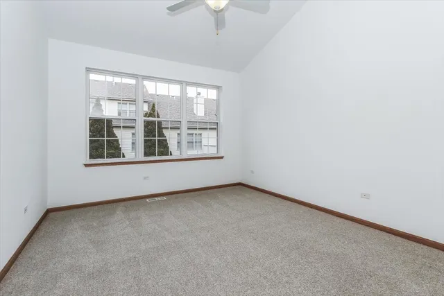 $379,900 | 202 Braeburn Circle, Sugar Grove, IL 60554