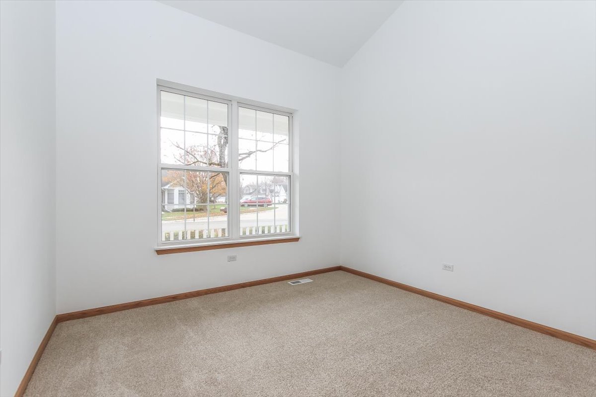 202 Braeburn Circle Sugar Grove, IL 60554 - Photo 20 of 25