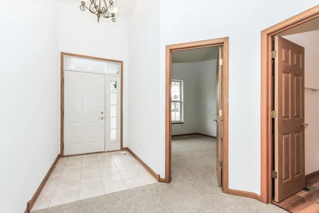 $379,900 | 202 Braeburn Circle, Sugar Grove, IL 60554