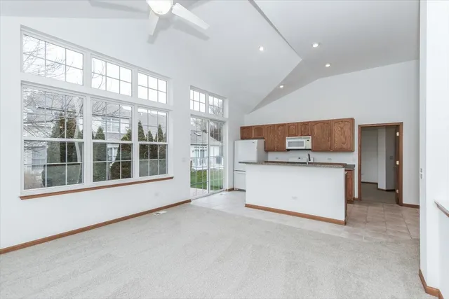 $379,900 | 202 Braeburn Circle, Sugar Grove, IL 60554