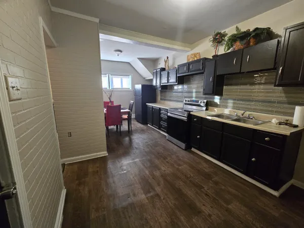 $110,500 | 1006 Savilla Avenue, Fort Wayne, IN 46807