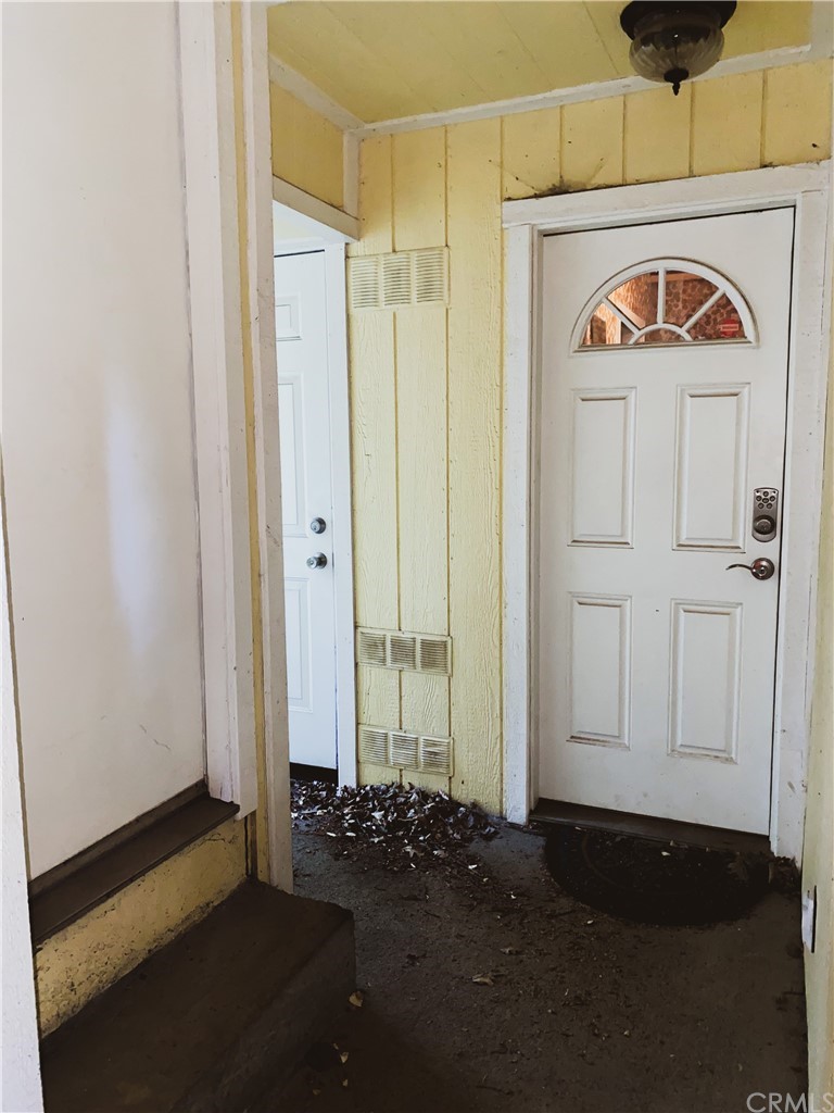 743 Woodland Road Crestline, CA 92325 - Photo 12 of 49