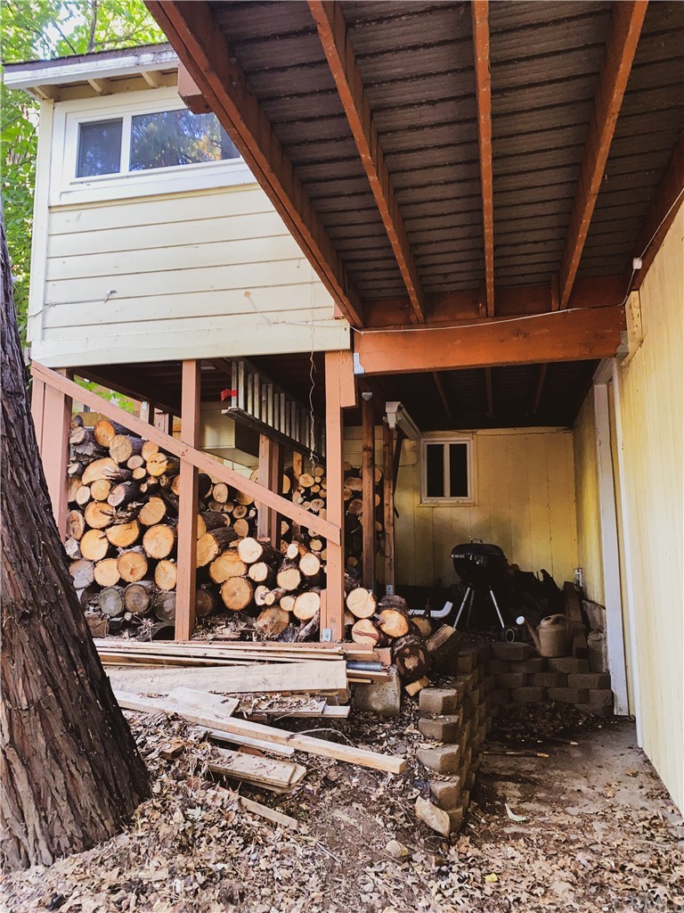 743 Woodland Road Crestline, CA 92325 - Photo 13 of 49