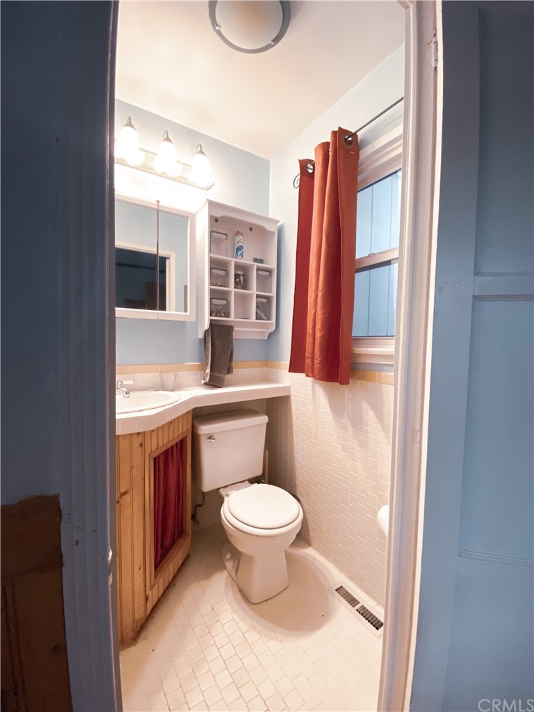 743 Woodland Road Crestline, CA 92325 - Photo 20 of 49