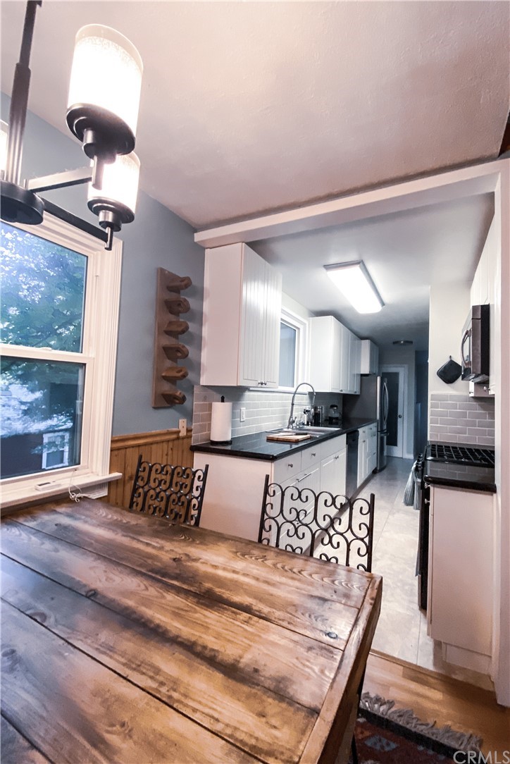 743 Woodland Road Crestline, CA 92325 - Photo 28 of 49