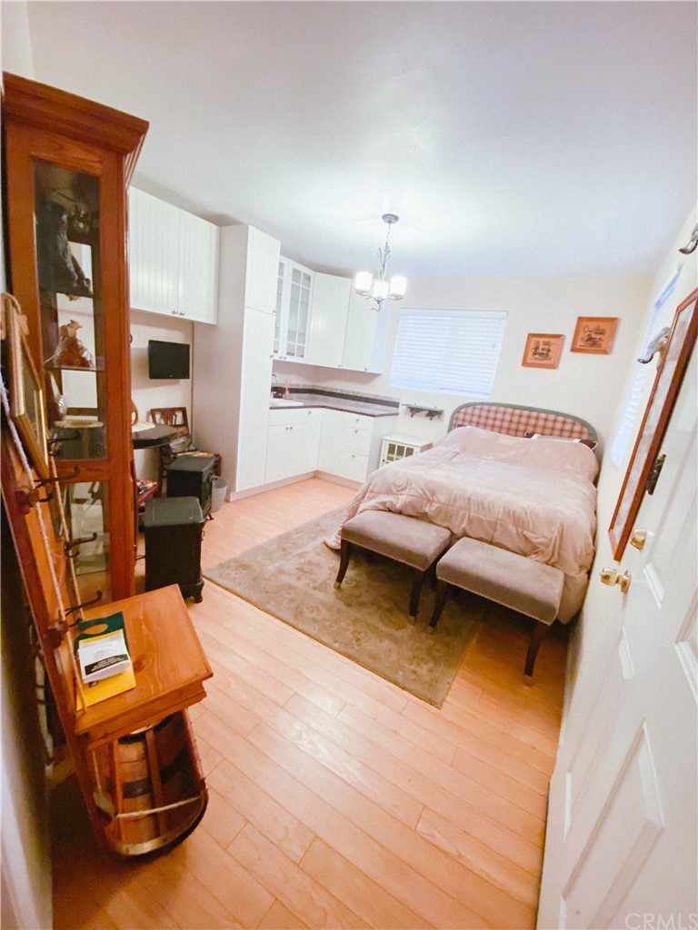 743 Woodland Road Crestline, CA 92325 - Photo 5 of 49