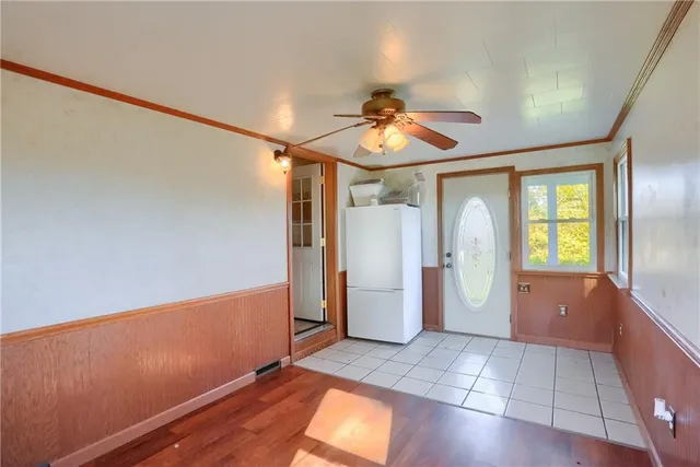 a view of livingroom with hardwood
