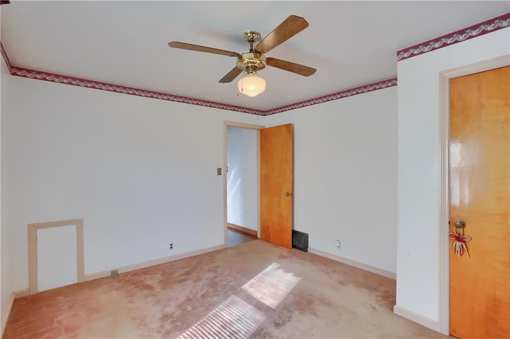 54 Davidson Lane Bessemer, PA 16112 - Photo 14 of 22