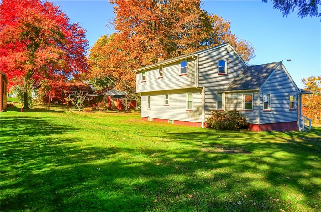 54 Davidson Lane Bessemer, PA 16112 - Photo 2 of 22