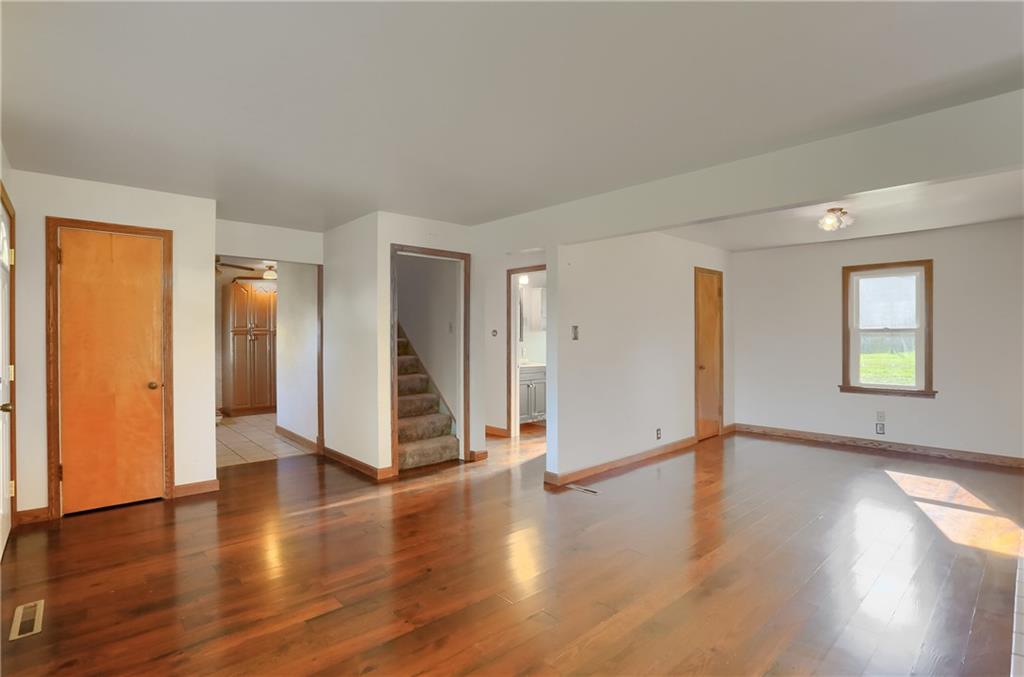 54 Davidson Lane Bessemer, PA 16112 - Photo 6 of 22