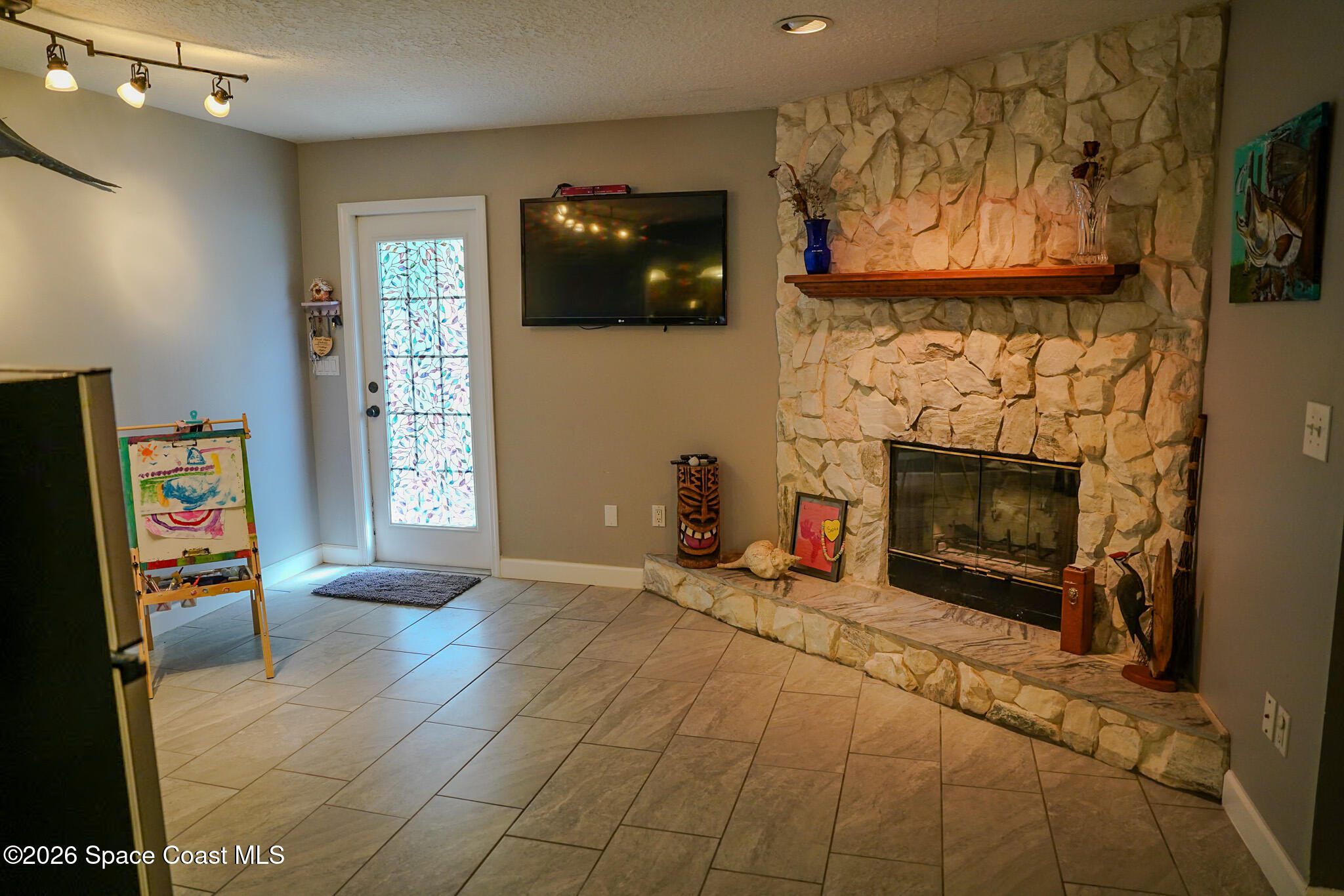 1265 Pine Island Road Merritt Island, FL 32953 - Photo 7 of 21 1265 Pine Island Rd., family room