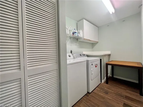 $4,900 | 1120 Sarah Jean Circle, Unit B205, Naples, FL 34110