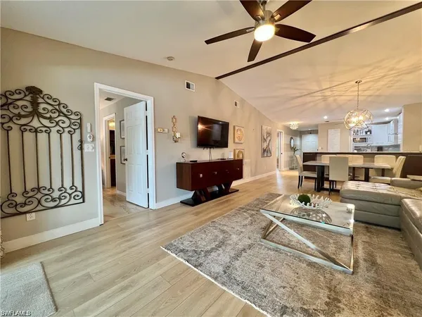 $4,900 | 1120 Sarah Jean Circle, Unit B205, Naples, FL 34110