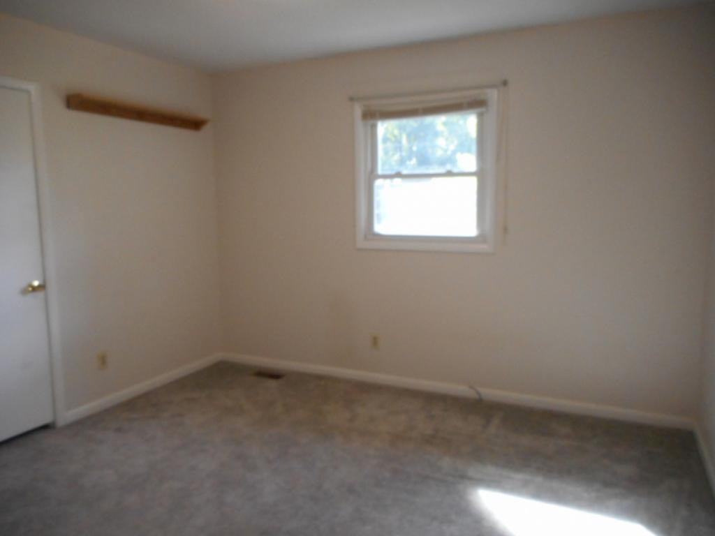 170 Greendale Road Johnson City, TN 37601 - Photo 12 of 31 Bedroom 2