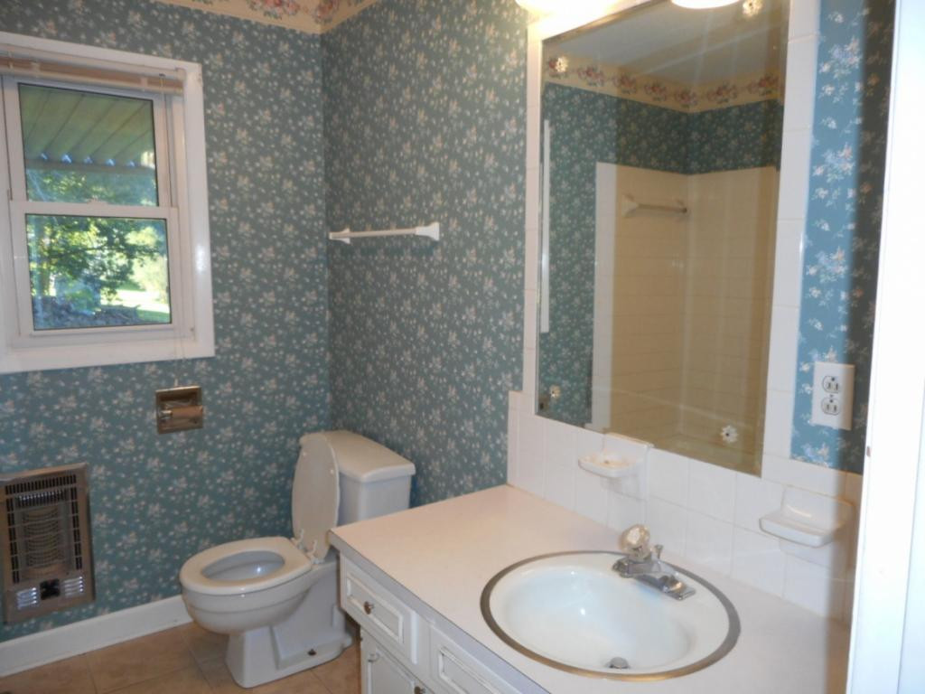 170 Greendale Road Johnson City, TN 37601 - Photo 14 of 31 Hall Bath