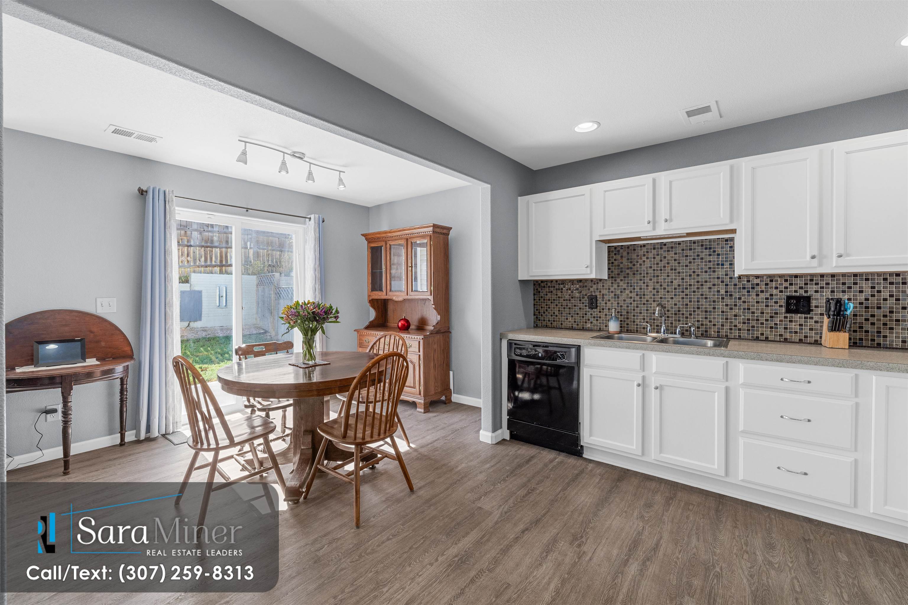 2443 Lennox Avenue Casper, WY 82601 - Photo 5 of 38