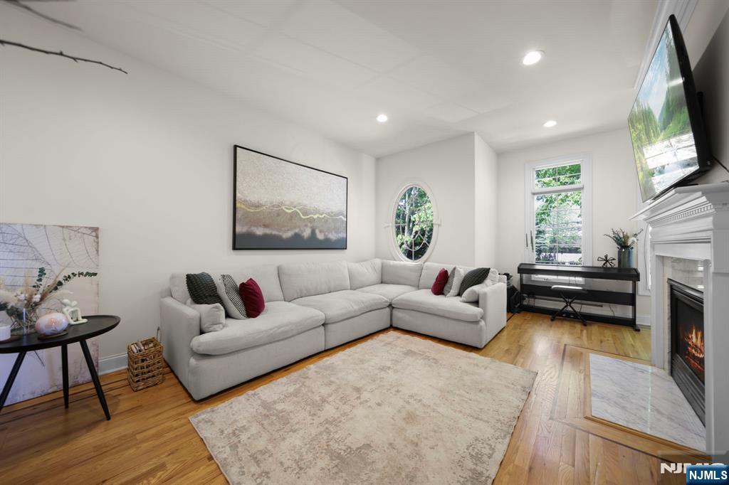 218 County Road Tenafly, NJ 07670 - Photo 3 of 21