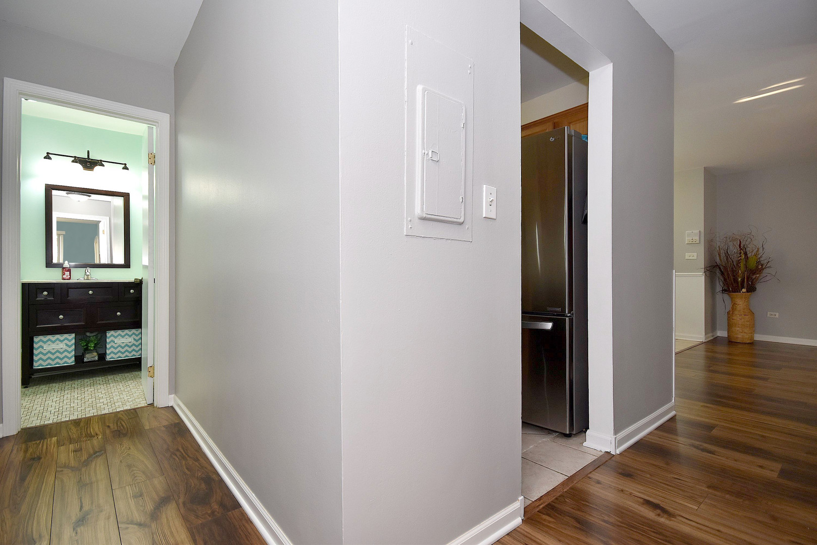 812 East Old Willow Road, Unit 108 Prospect Heights, IL 60070 - Photo 13 of 21