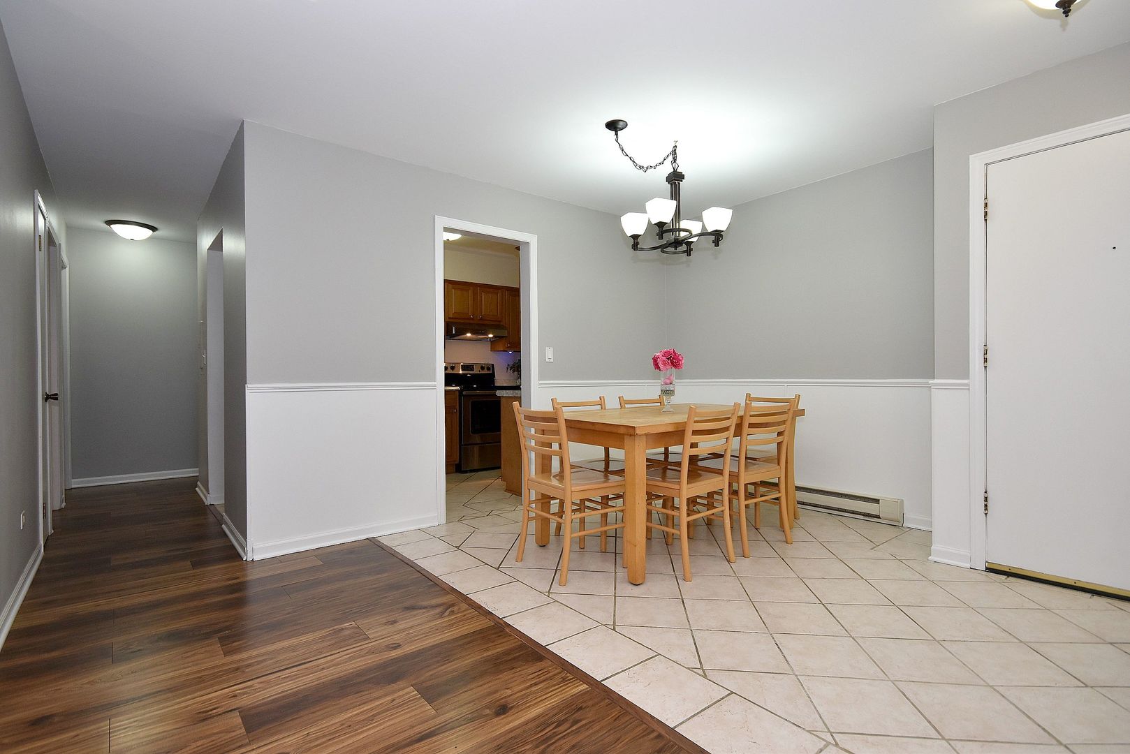 812 East Old Willow Road, Unit 108 Prospect Heights, IL 60070 - Photo 4 of 21