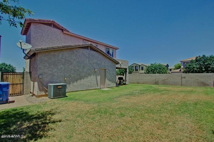 4151 East Trigger Way Gilbert, AZ 85297 - Photo 17 of 25 Backyard