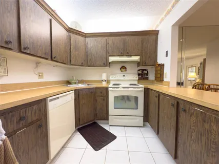 $150,000 | 329 Knotty Pine Circle, Unit C2, Greenacres, FL 33463