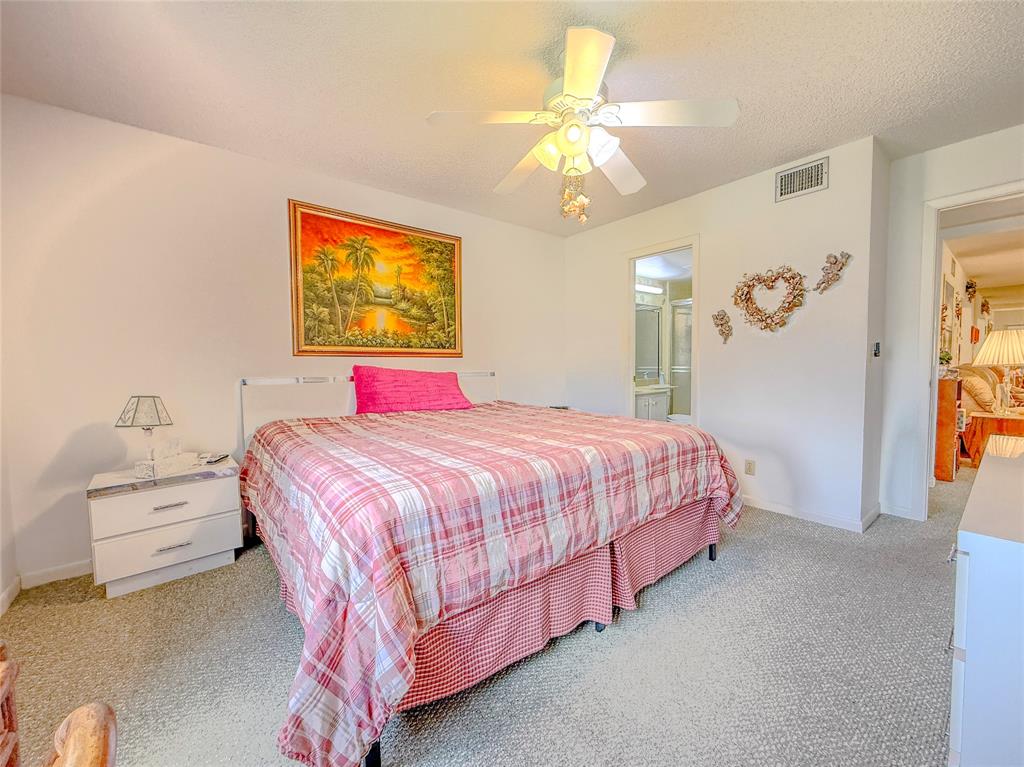 329 Knotty Pine Circle, Unit C2 Greenacres, FL 33463 - Photo 7 of 39