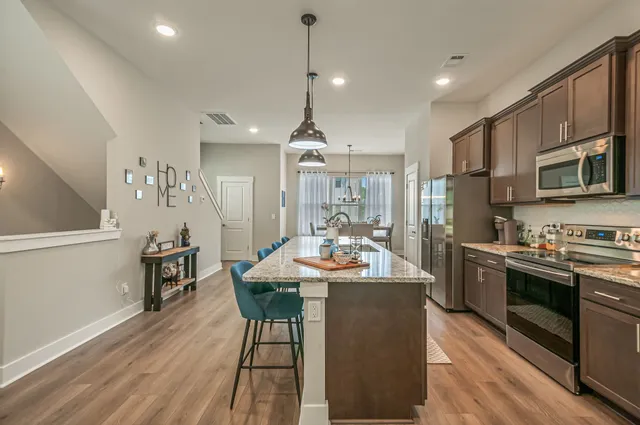 $3,000 | 207 Stonecrest Circle, Nashville, TN 37209