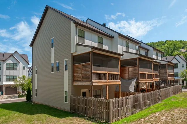 $3,000 | 207 Stonecrest Circle, Nashville, TN 37209