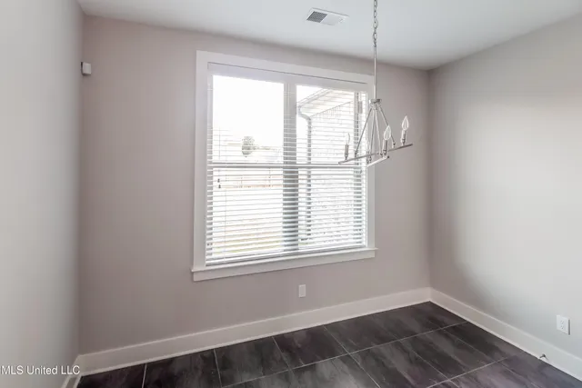 $2,455 | 6453 Nesting Dove, Olive Branch, MS 38654