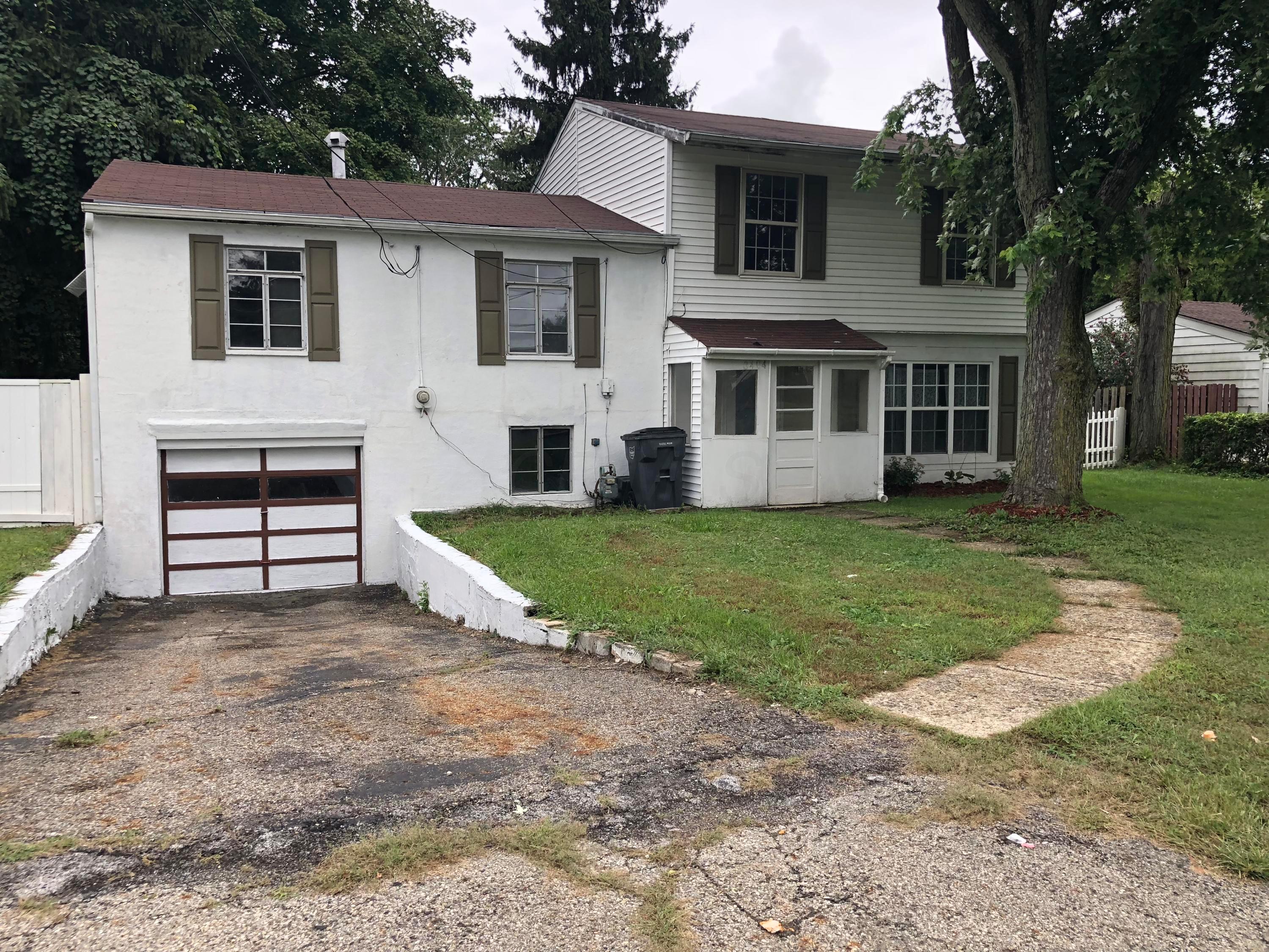 3404 Fisher Road Columbus, OH 43204 - Photo 1 of 21 Gallery Image 1