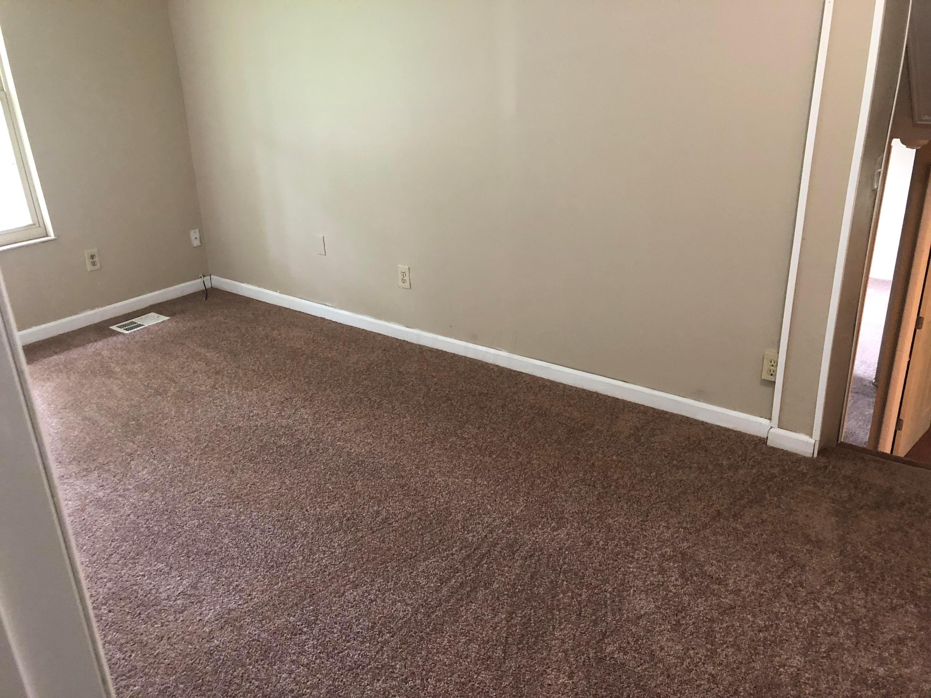 3404 Fisher Road Columbus, OH 43204 - Photo 12 of 21 Gallery Image 12