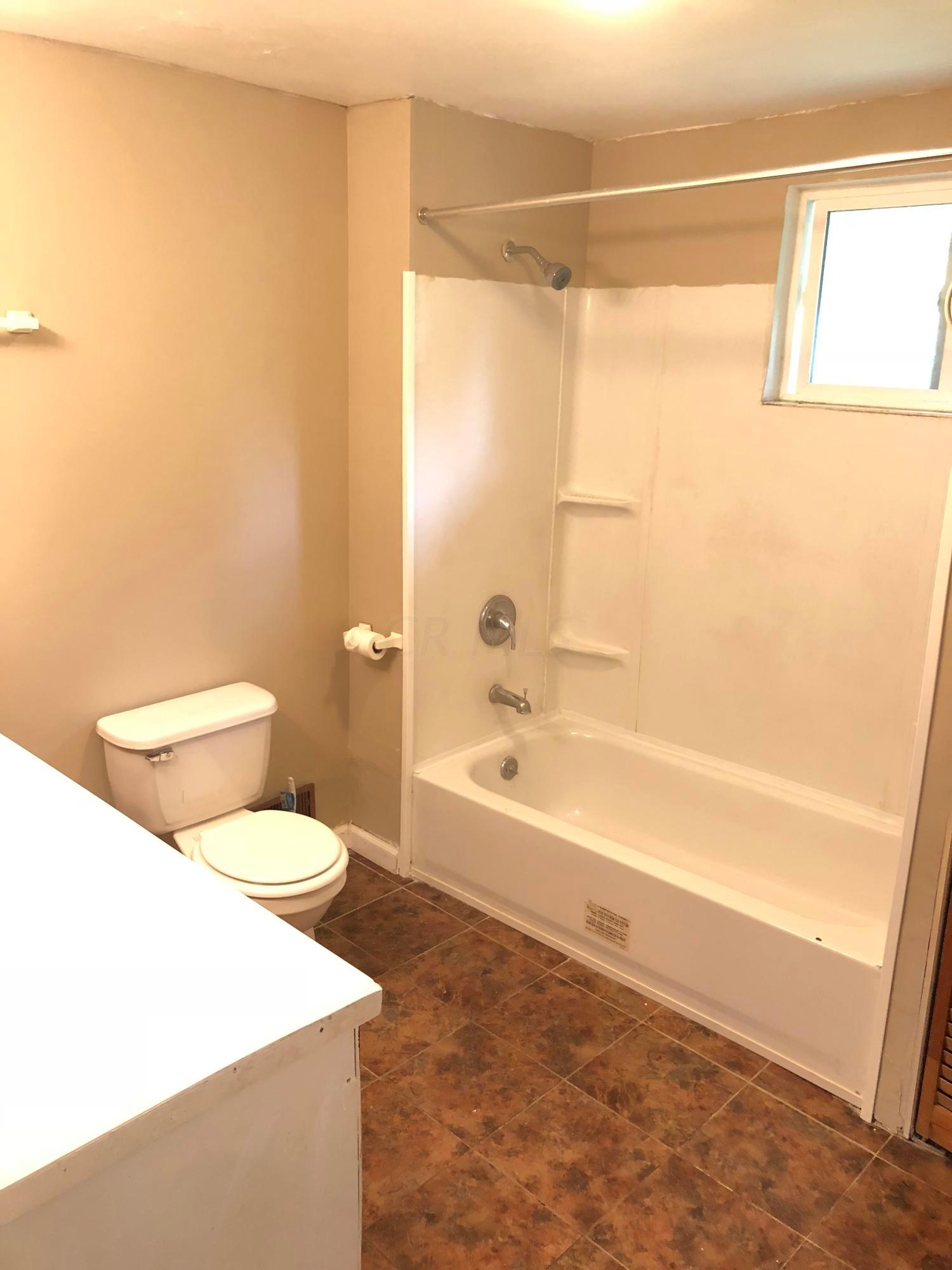 3404 Fisher Road Columbus, OH 43204 - Photo 15 of 21 Gallery Image 15