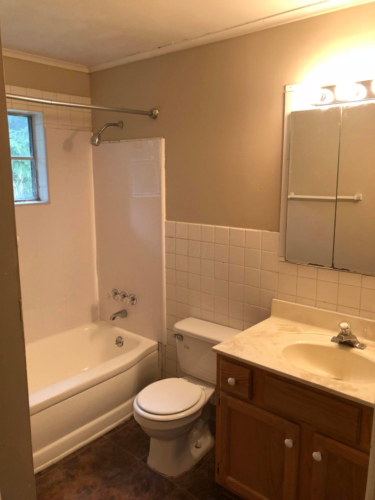 3404 Fisher Road Columbus, OH 43204 - Photo 10 of 21 Gallery Image 10