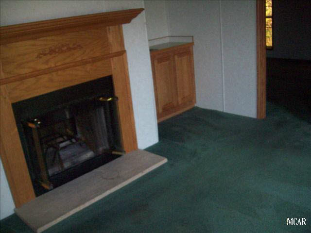 7670 Hivon Road Carleton, MI 48117 - Photo 6 of 13 20020413-5.JPG