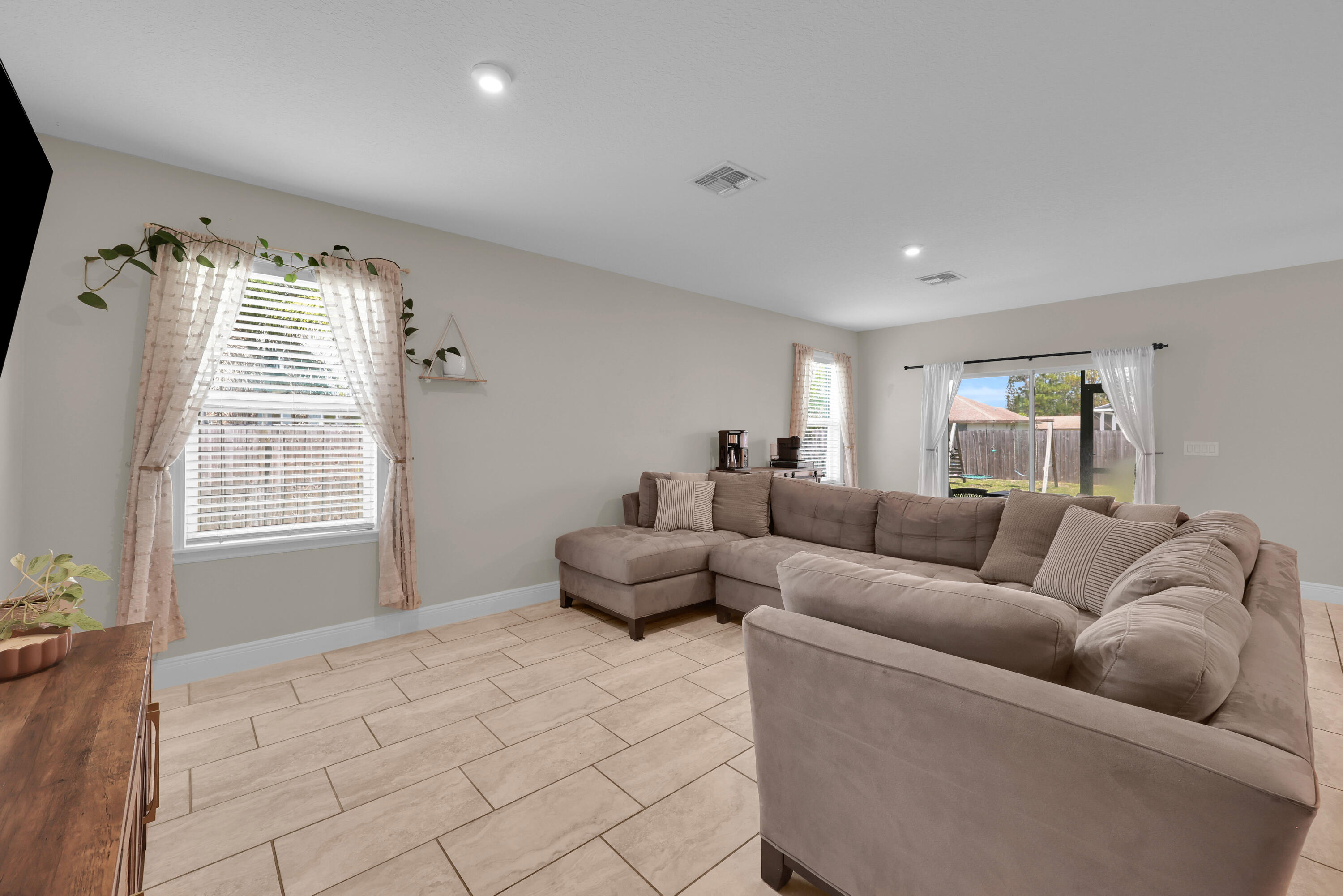971 Southwest Longfellow Road Port St. Lucie, FL 34953 - Photo 15 of 38 8P3A7527