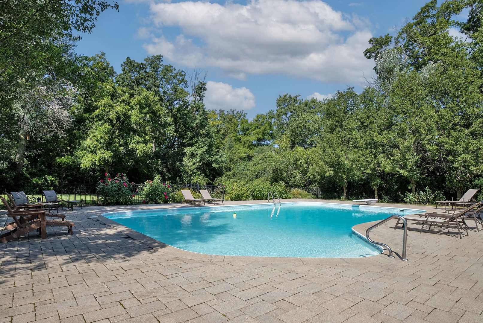 2122 Middlefork Road Northfield, IL 60093 - Photo 16 of 22