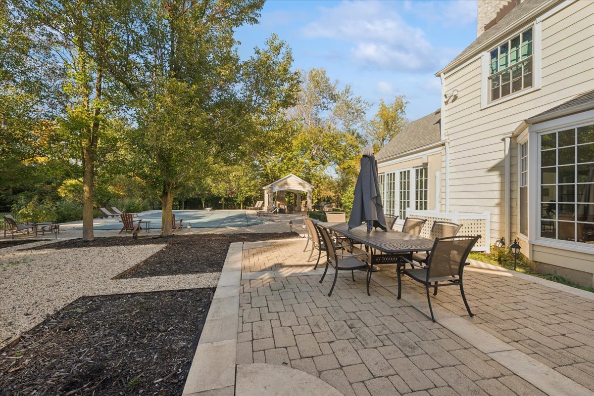 2122 Middlefork Road Northfield, IL 60093 - Photo 9 of 22