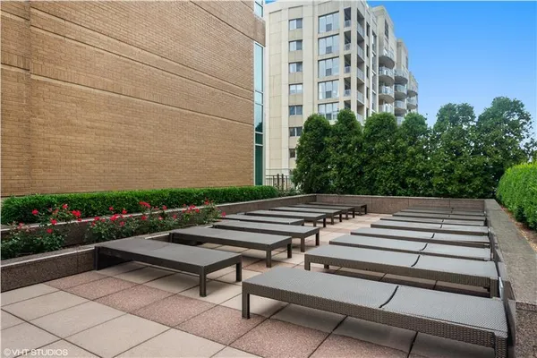 $2,650 | 33 West Ontario Street, Unit 17C, Chicago, IL 60654