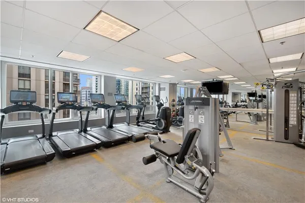 $2,650 | 33 West Ontario Street, Unit 17C, Chicago, IL 60654